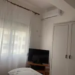 Garzoniere Grisi, Lungomare Apartamento Vlorë