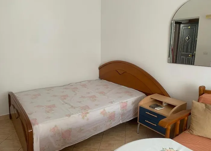 Garzoniere Grisi, Lungomare Apartman Vlora